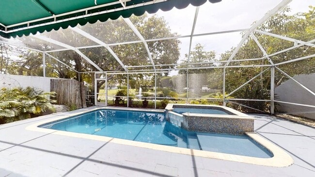 Building Photo - 23330 La Vida Way