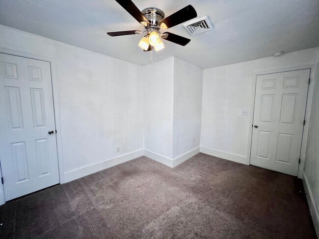 Building Photo - Newly renovated home in the Historic South Norfolk Neighborhood.