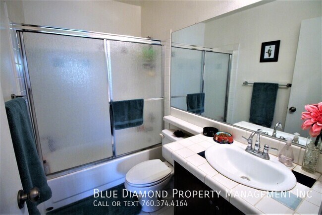 Building Photo - 7757 Caminito Encanto