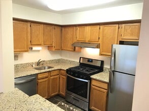 Building Photo - "Charming 2-Bed, 2-Bath Princeton Haven wi...