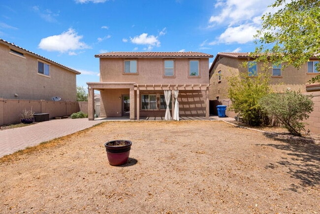 Building Photo - 5725 W Milada Dr