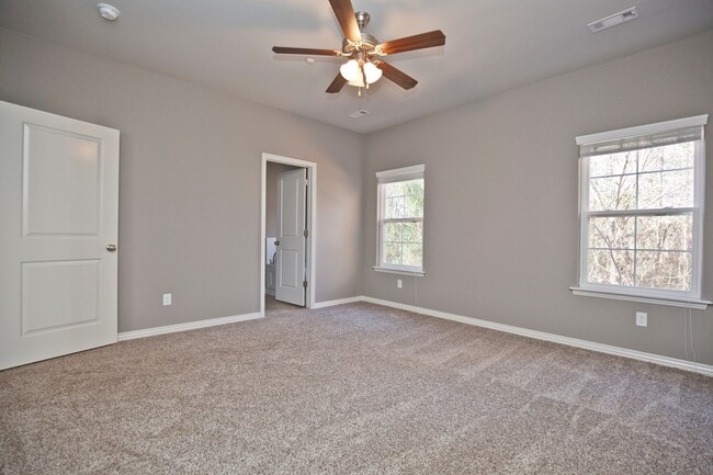 Building Photo - 3858 Williams Cove