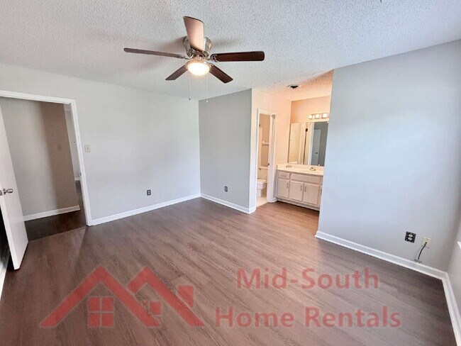 Building Photo - 7328 Hillshire Dr