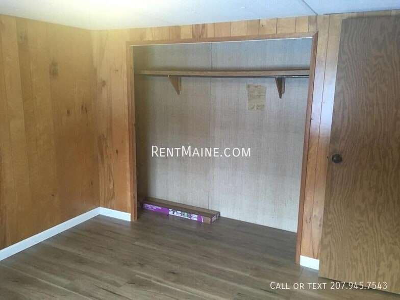 Building Photo - 715 College Ave