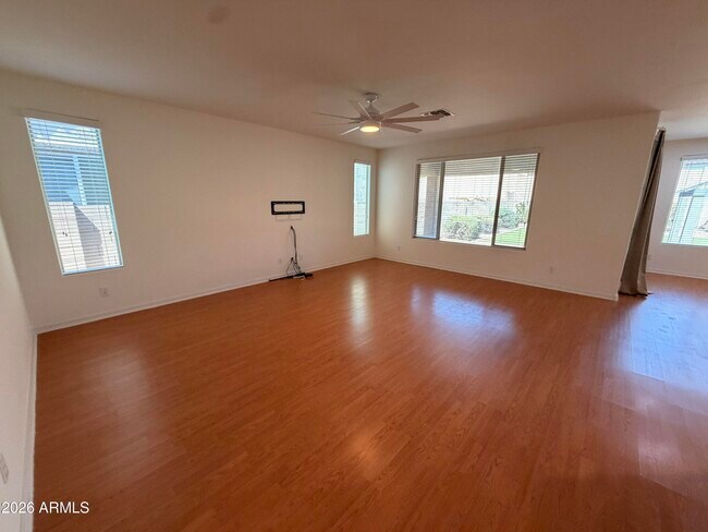 Building Photo - 25549 N 104th Dr