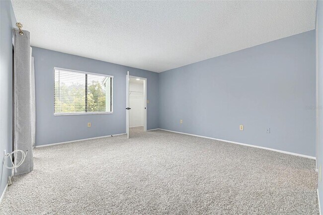 Building Photo - 218 Caryl Way