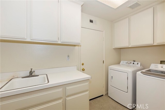 Building Photo - 2579 Palomino Dr