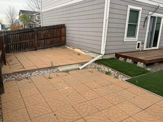 Building Photo - 10426 Durango Pl