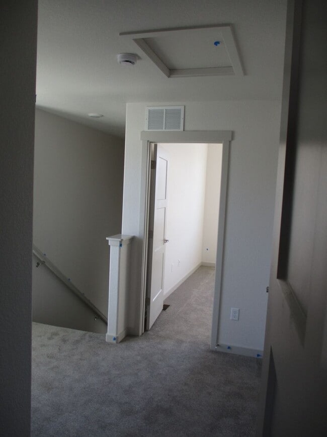 Building Photo - 1155 Smt Vis Dr
