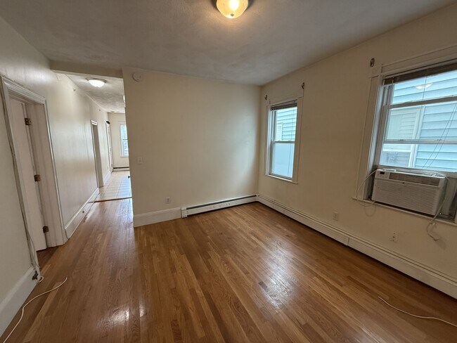 Building Photo - 12 Marcella St