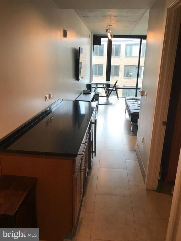 Building Photo - 1133 14th St NW