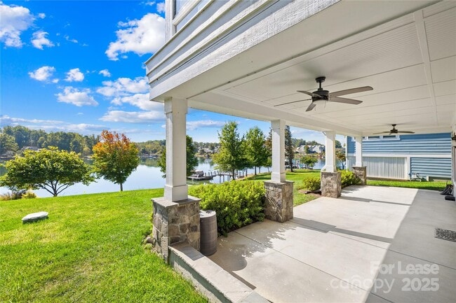 Building Photo - 124 Sisters Cove Ct