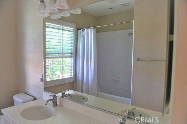 Building Photo - 56 Twin Gables