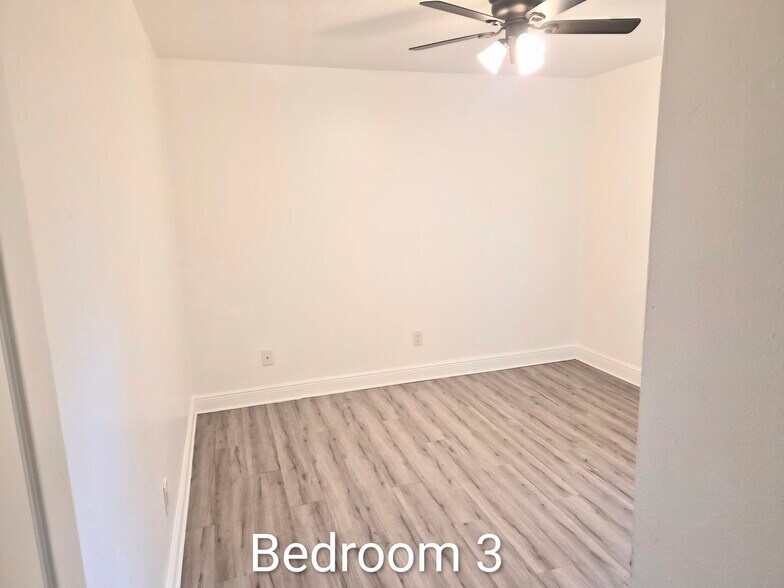 Building Photo - 3445 Fox Crossing Dr