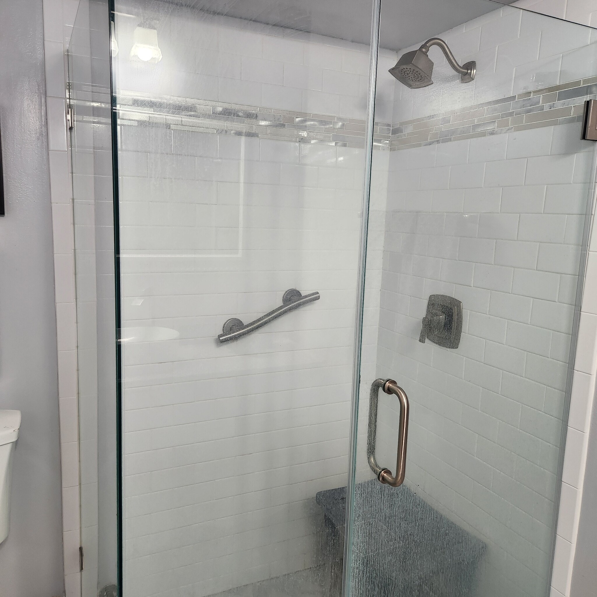 Master bath - 3500 W Manchester Blvd