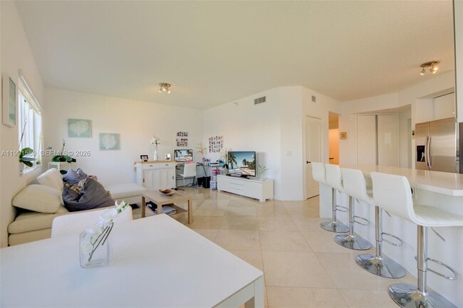 Building Photo - 10700 NW 66th St