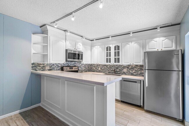Primary Photo - 1311 13th Terrace