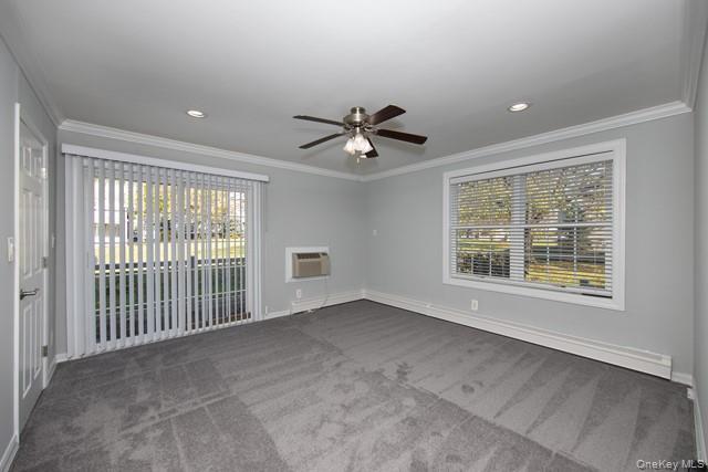 Building Photo - 184 Hallock Rd