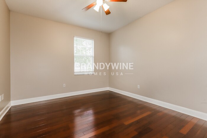 Building Photo - 1035 Clearpointe Way