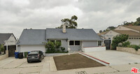 Building Photo - 3866 Cloverdale Ave