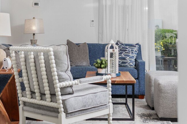 Building Photo - All Inclusive Seasonal Rental Available October 1st, 2025-March 31st 2026!