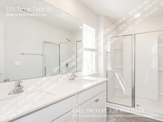 Building Photo - 325 Tulip tree St