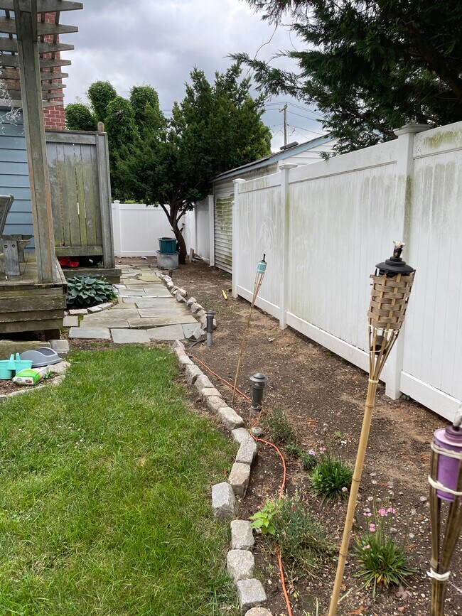 Wrap around yard - 53 Cornwell Ave