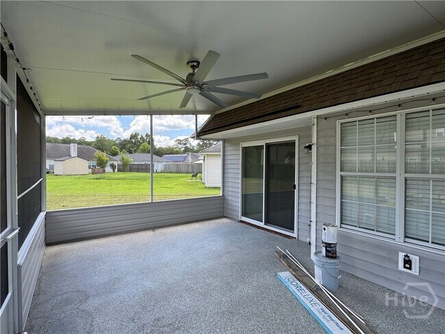 Building Photo - 57 Soling Ave