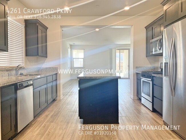 Building Photo - 4261 Crawford Pkwy