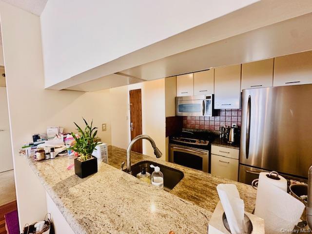 Building Photo - 4 Martine Ave