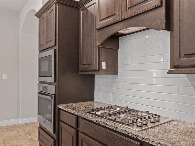 Building Photo - 2503 Elmwood Trl