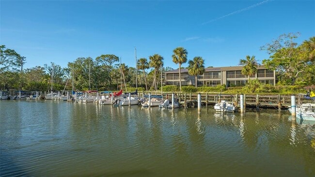 Building Photo - 1621 Clower Creek Dr