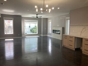 Building Photo - Extravagant New Construction in Polish Hil...