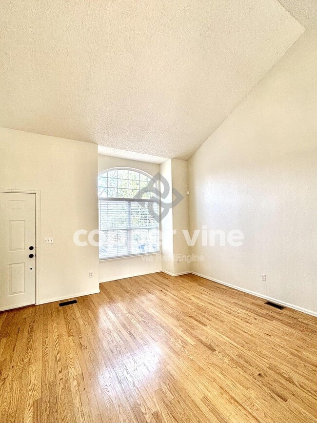 Building Photo - 3070 S Princess Cir