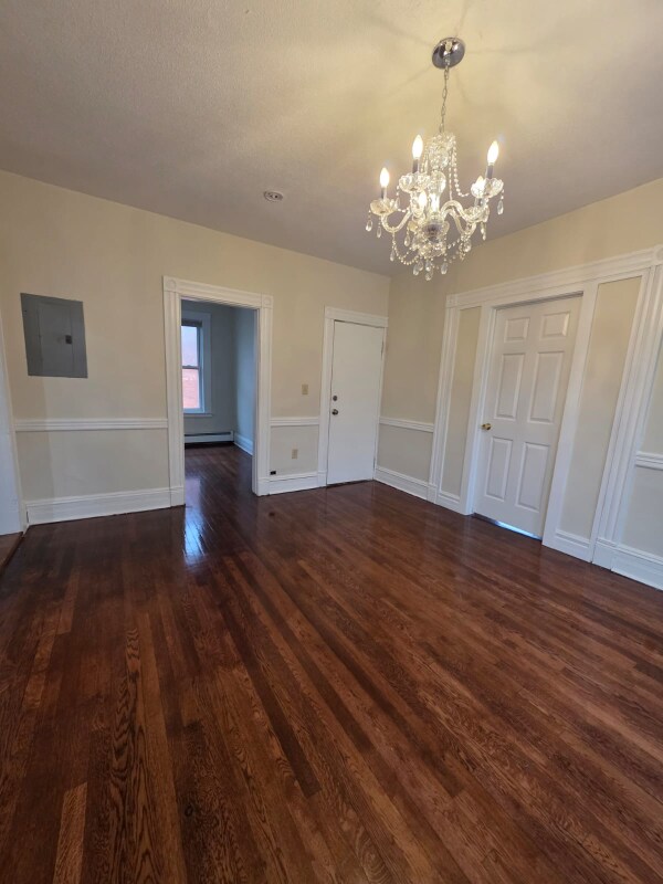 Building Photo - 25-25 Whitmore St