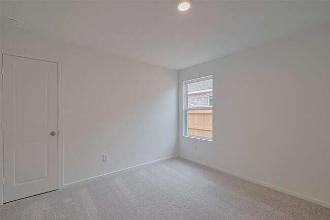 Building Photo - 28930 Rustic Windmill Wy