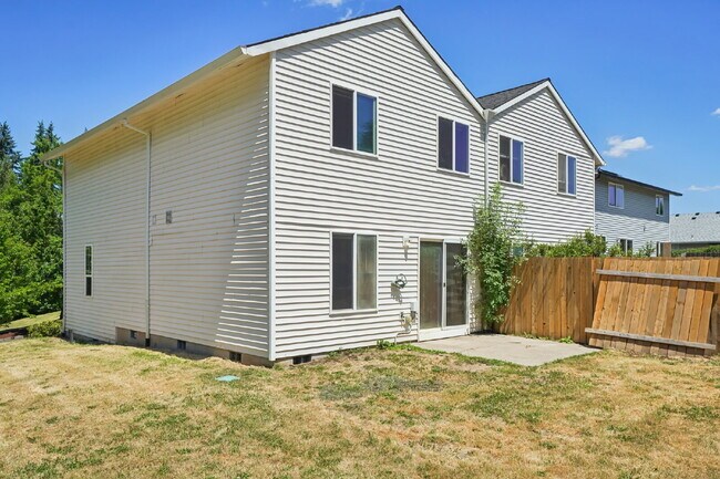Building Photo - 2118 Baines Blvd