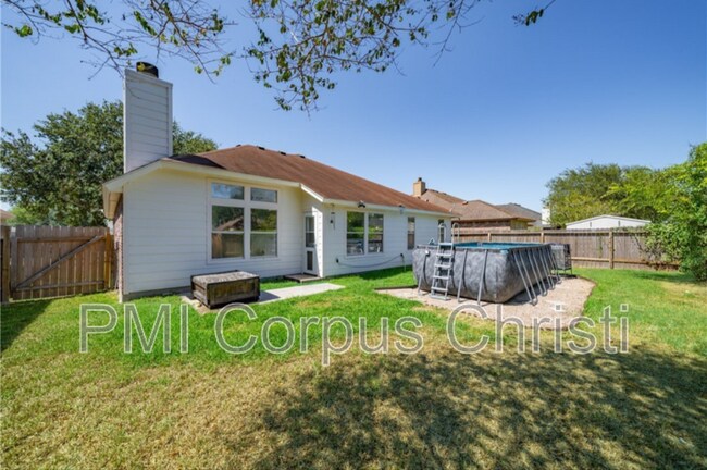 Building Photo - 7806 Jim Wells Dr