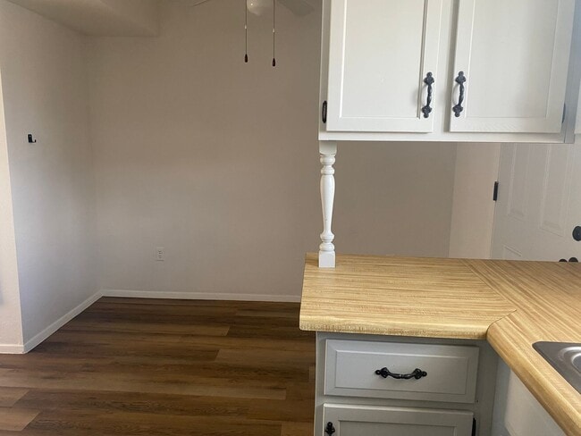 Building Photo - 3155 Posada Ct