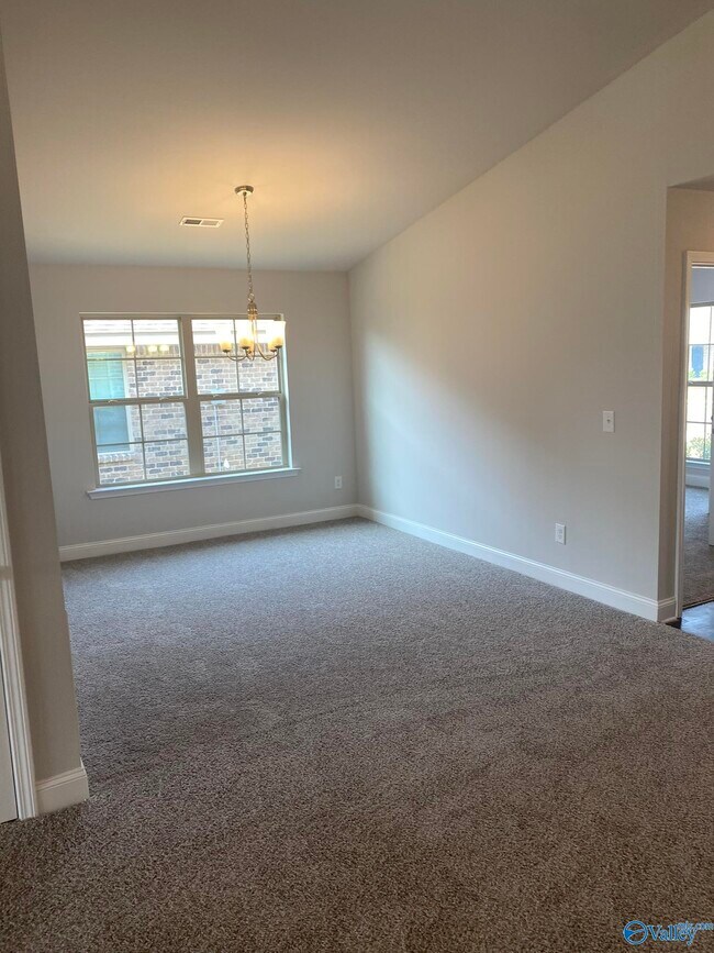 Building Photo - 109 Sorrelweed Dr