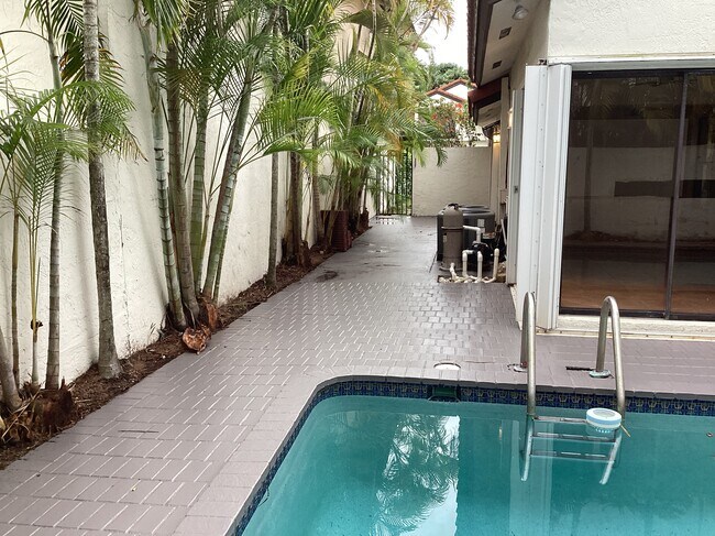 Building Photo - 11727 SW 107th Ln