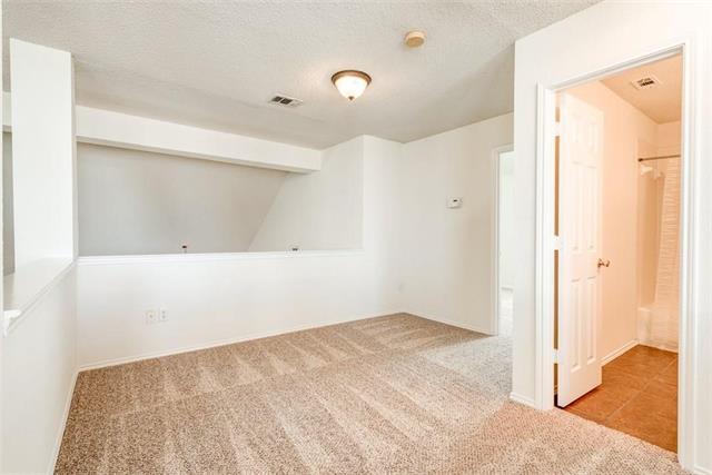 Building Photo - 4500 Shady Hollow Dr