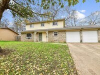 Building Photo - 1804 Sylvan Dr