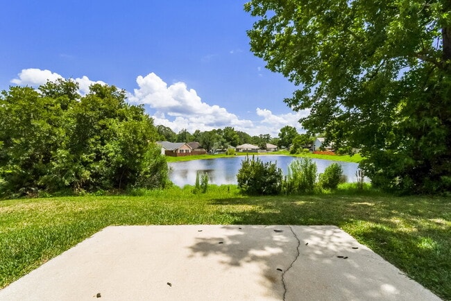 Building Photo - 1747 Northglen Cir
