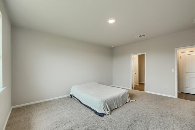 Building Photo - 603 Bluffview Dr.