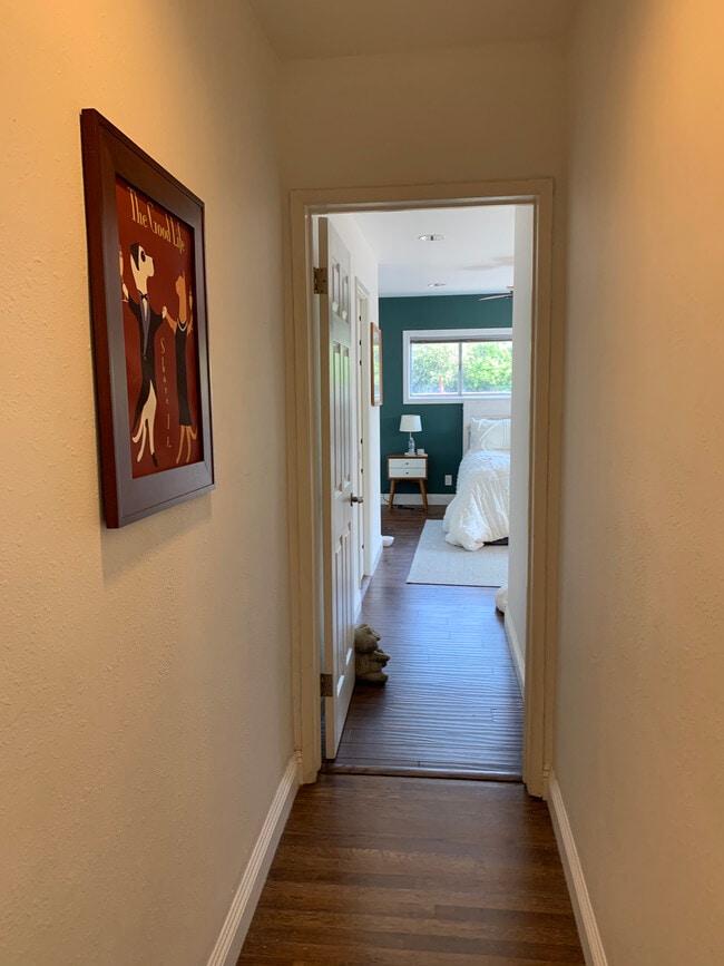 Building Photo - 17565 Bullock St