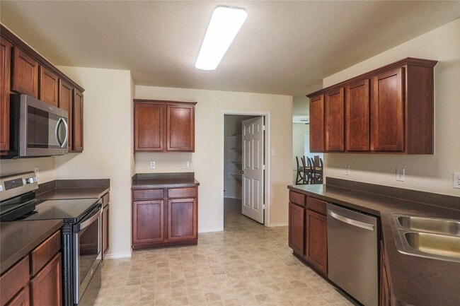 Building Photo - 4313 Silverwood Trail