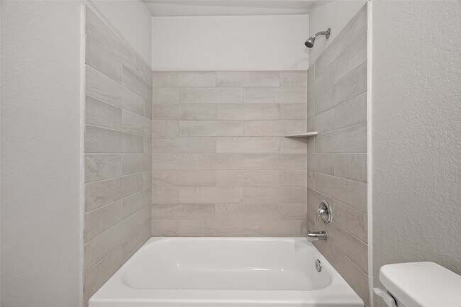 Building Photo - 2122 Artic Loon Dr
