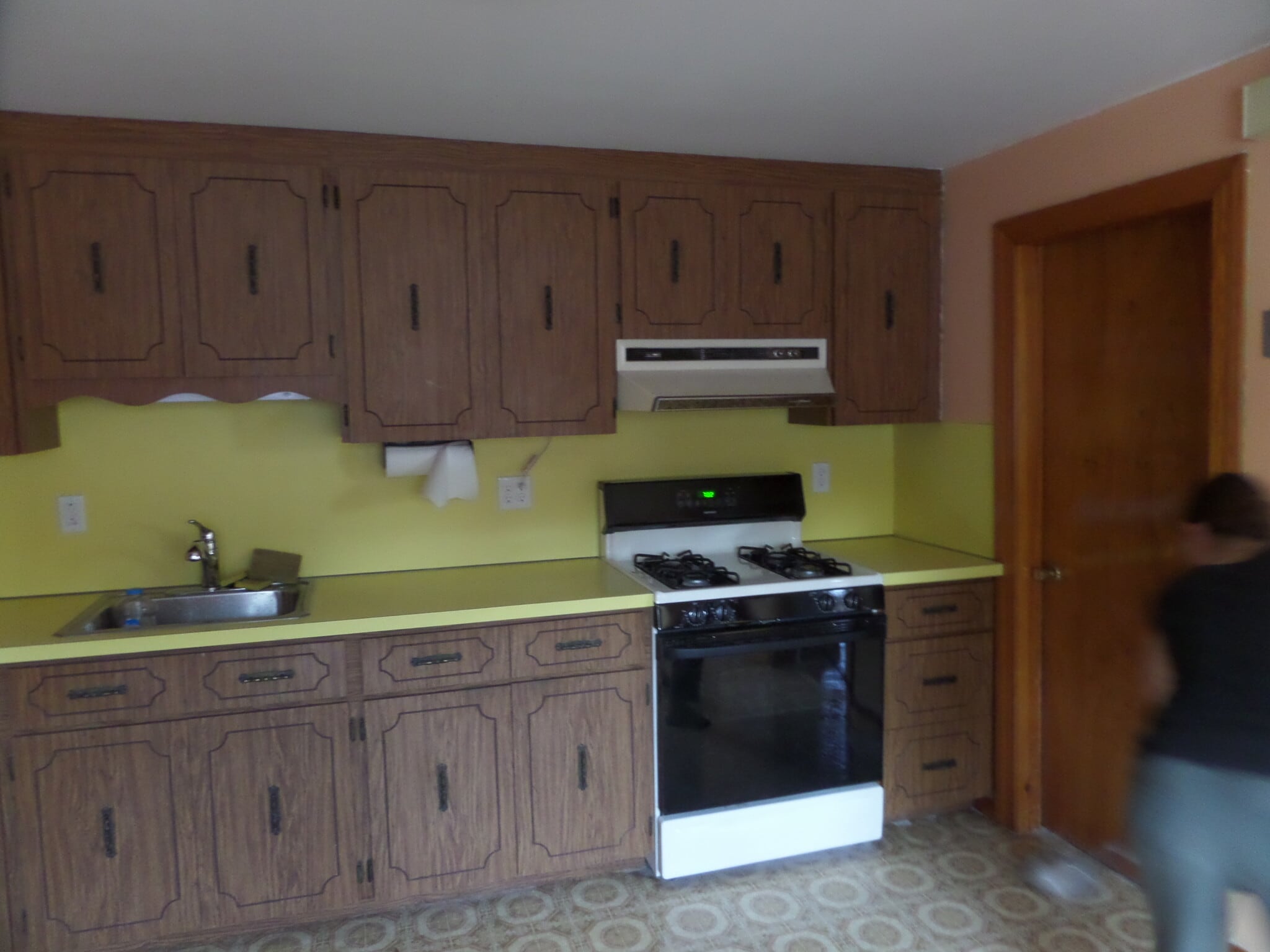 Building Photo - 46 Tappan St