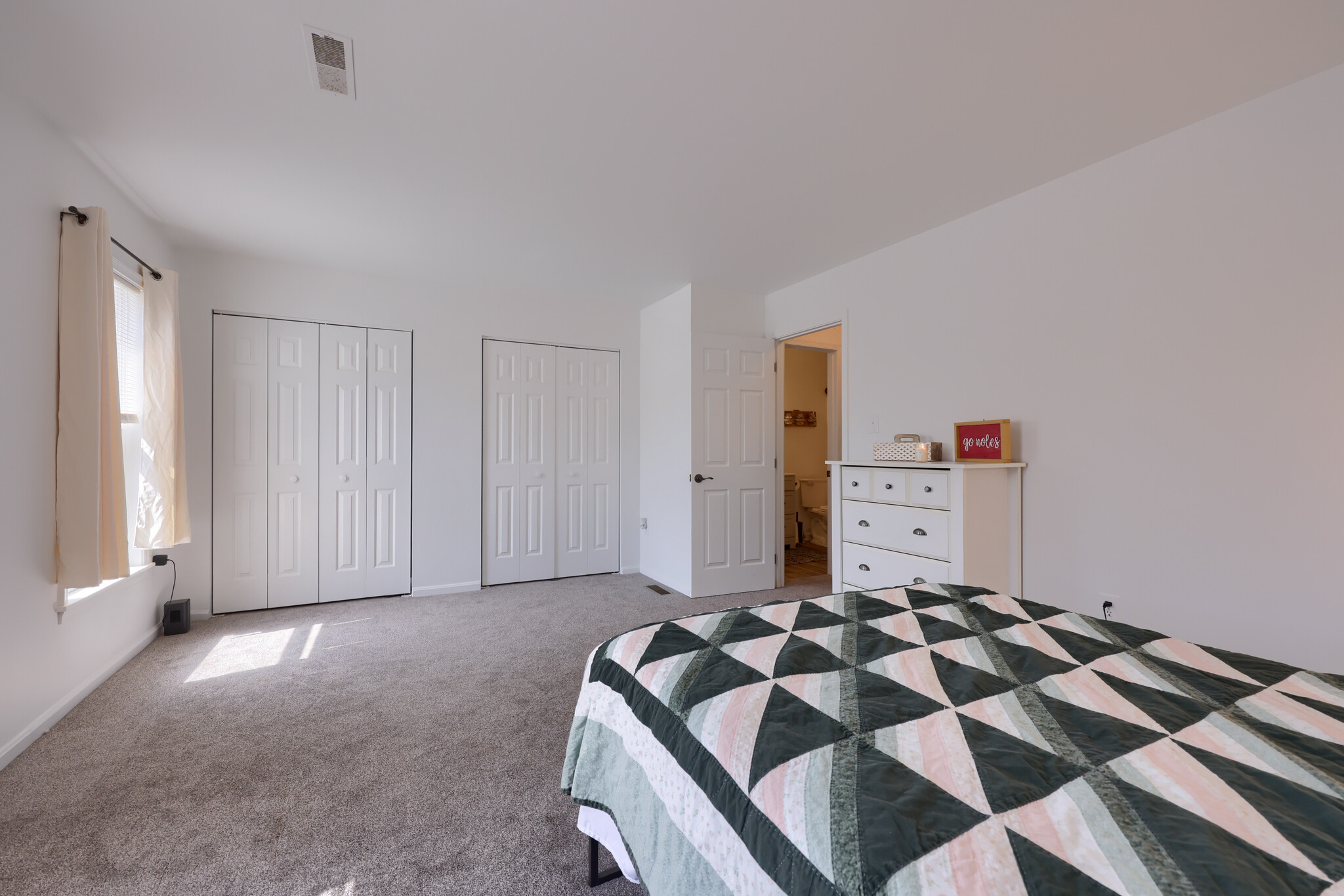 Building Photo - 76 Persian Lilac Dr